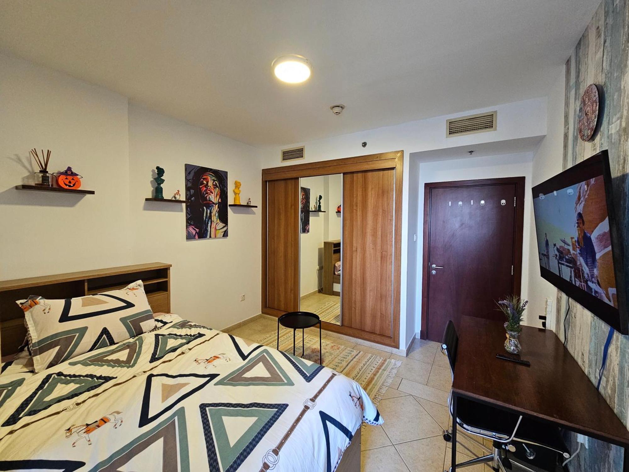 Super Host At Highest Residential Tower In The World, Private Rooms In A Shared Apartment Dubai Room photo